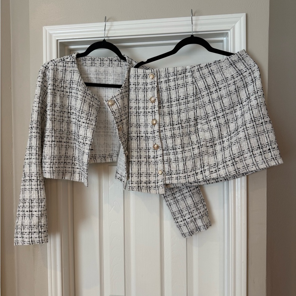 Black and white TWEED set